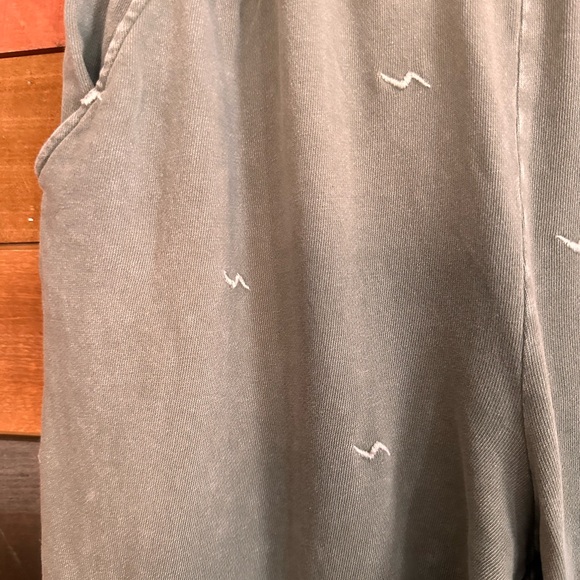 Easel Jogging Pants with Lightning Bolts - Picture 5 of 8